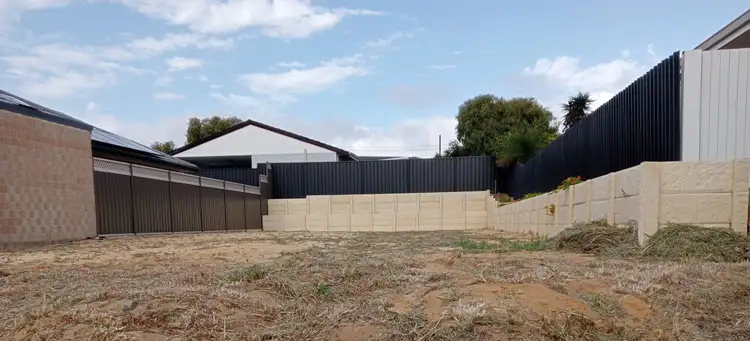 18 Burgess Street, Hamersley WA 6022