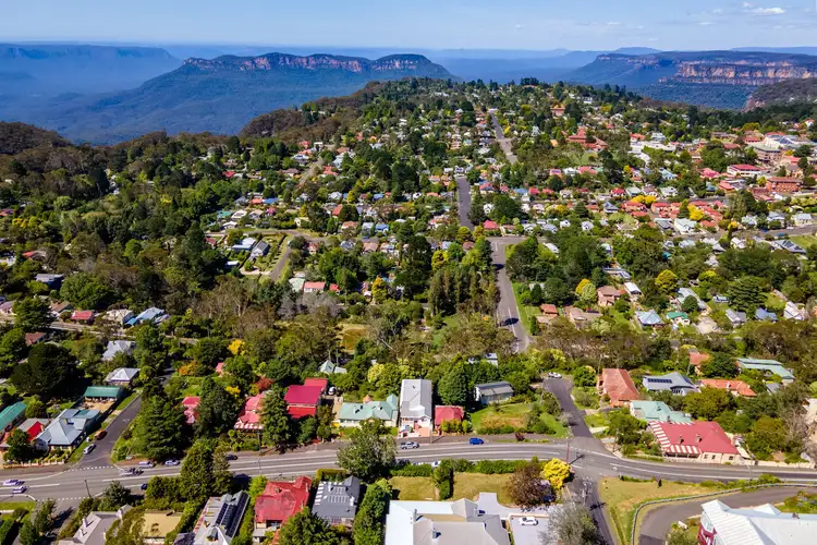 17A Lovel Street, Katoomba NSW 2780