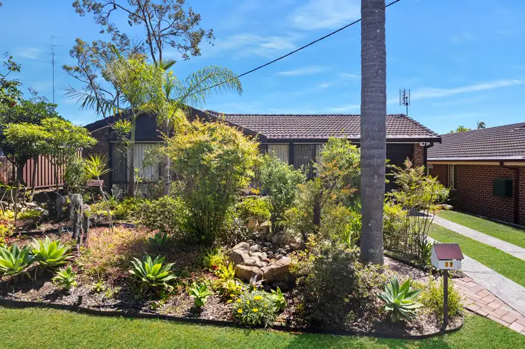 Main view of Homely house listing, 19 Asquith Ave, Windermere Park NSW 2264