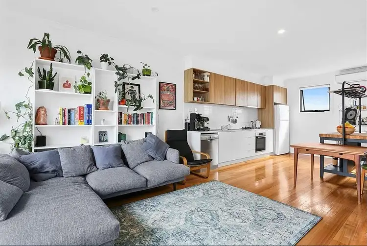 6/274 Ballarat Road, Footscray VIC 3011