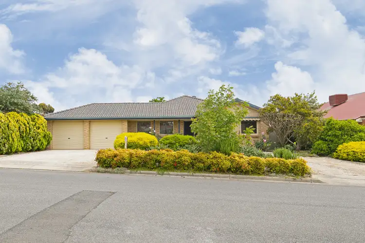 5 Aubrey Drive, Willunga SA 5172