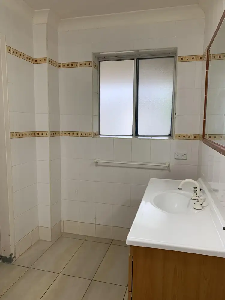 Seventh view of Homely apartment listing, 3/21 Darrambal Street, Chevron Island QLD 4217