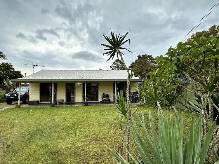 14 Elizabeth Drive, Urunga NSW 2455