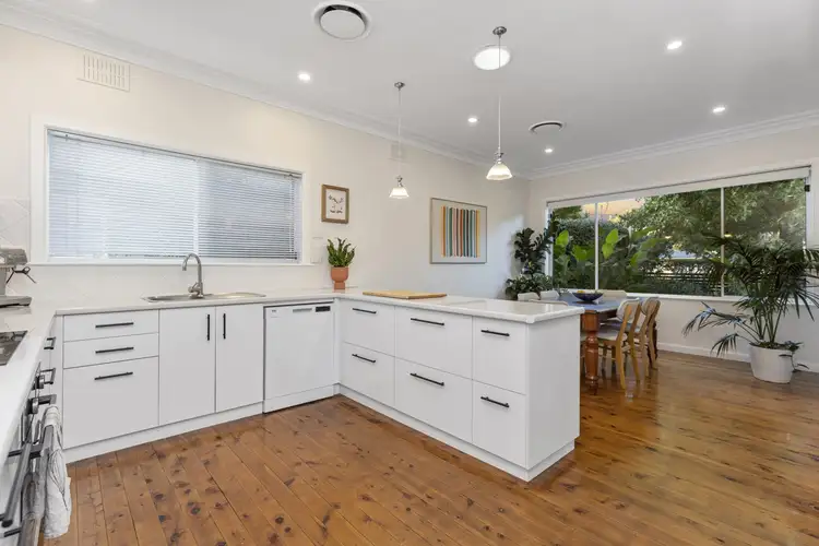 Fourth view of Homely house listing, 6 Campbell Place, Wagga Wagga NSW 2650