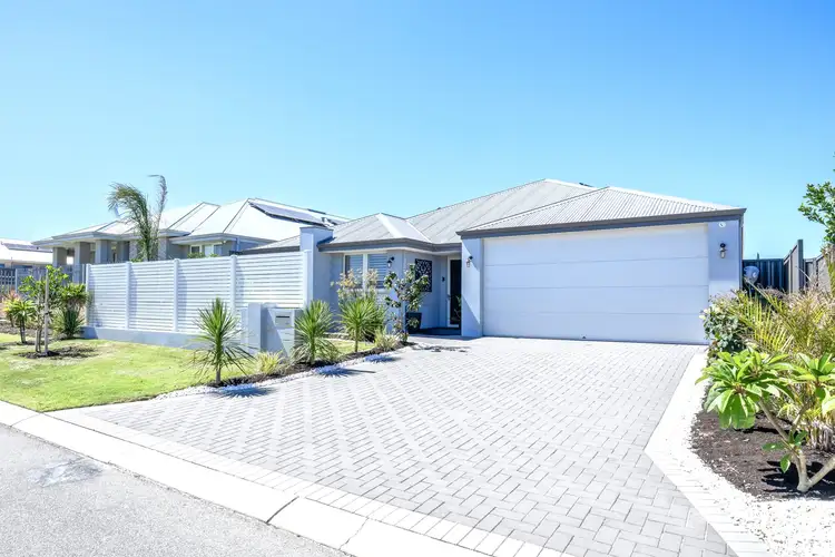 4 Macquarie Street, Jindalee WA 6036