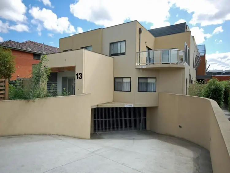 Third view of Homely apartment listing, 13/13 Logie Street, Oakleigh VIC 3166