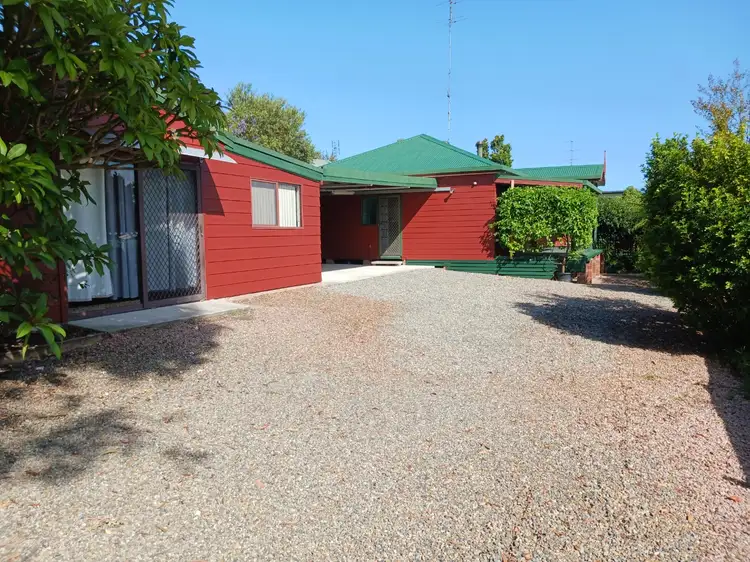 18 Asquith Ave, Windermere Park NSW 2264