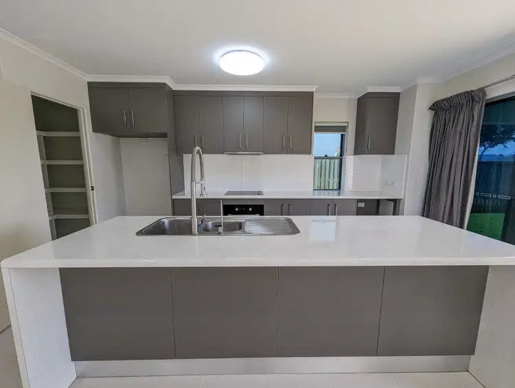 Sixth view of Homely house listing, 11 Surrey Court, Ooralea QLD 4740