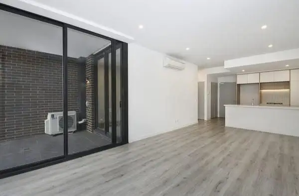 604/81B Lord Sheffield Circuit, Penrith NSW 2750