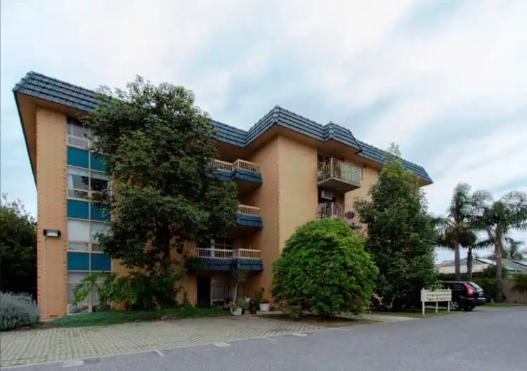 7/15 Byron St, Glenelg SA 5045