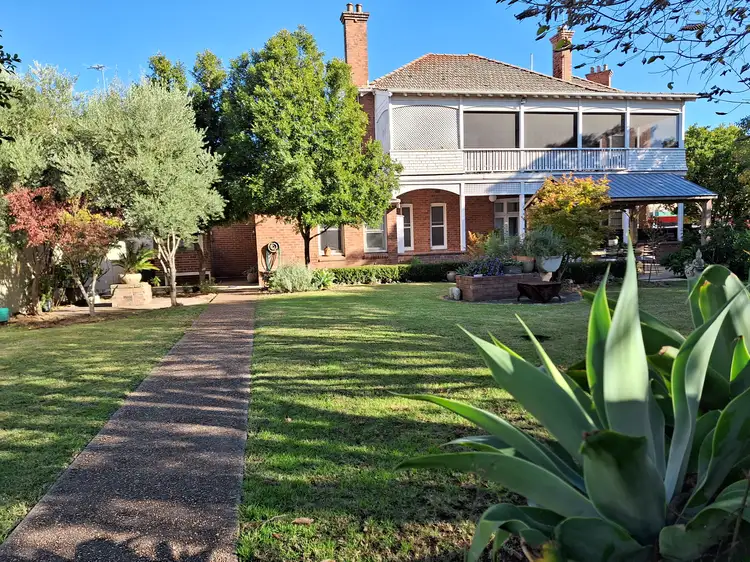 182-182a Kelly Street, Scone NSW 2337