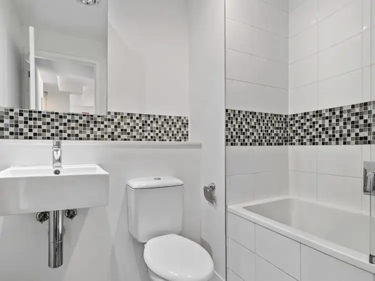 Fifth view of Homely apartment listing, 216/100 Plenty Road, Preston VIC 3072