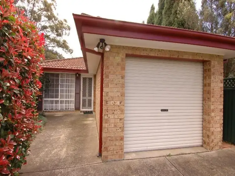 1/4 Rosemary Place, Cherrybrook NSW 2126