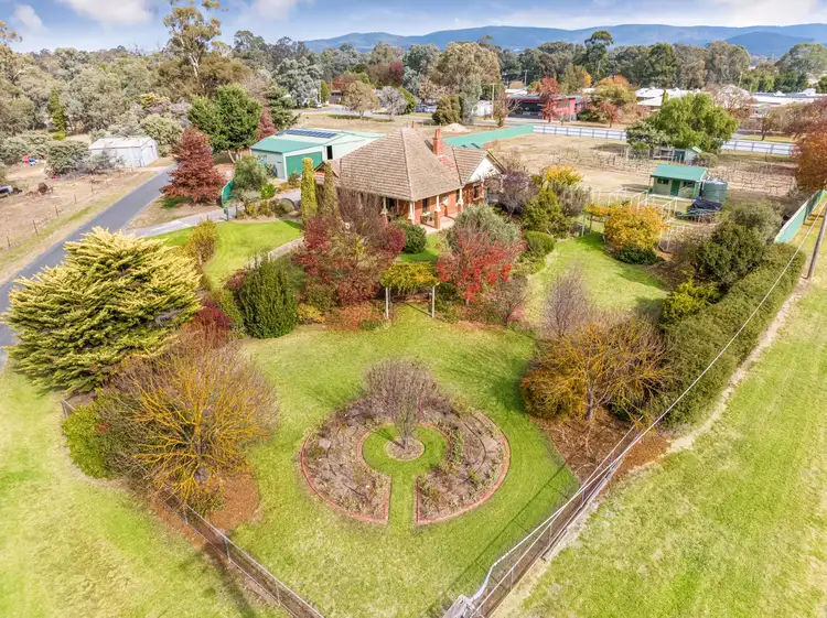 1 Faraday Street, Avoca VIC 3467