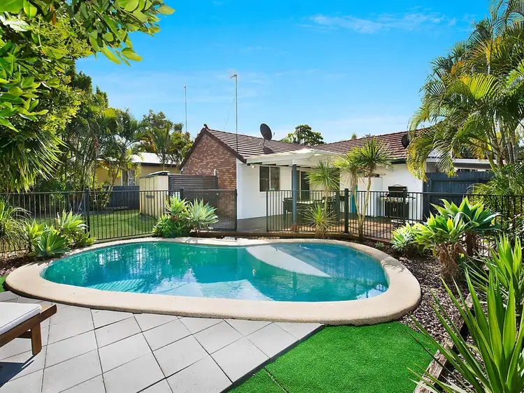 37 Richardson Street, Pacific Paradise QLD 4564