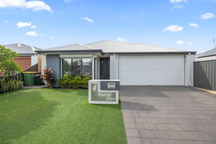 4 Wading Place, Lake Coogee WA 6166