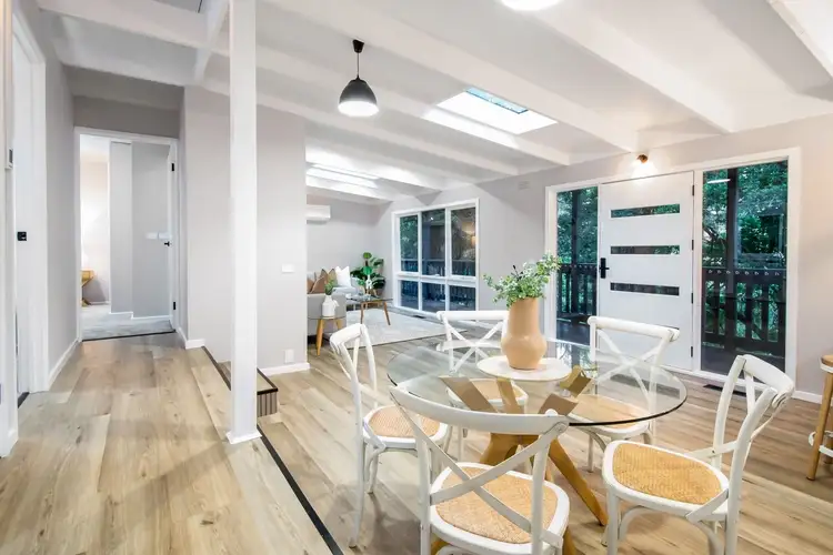 8 Kaye Road, Upwey VIC 3158