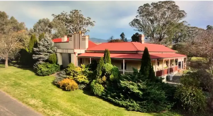 35 Old Pub Rd, Ensay VIC 3895