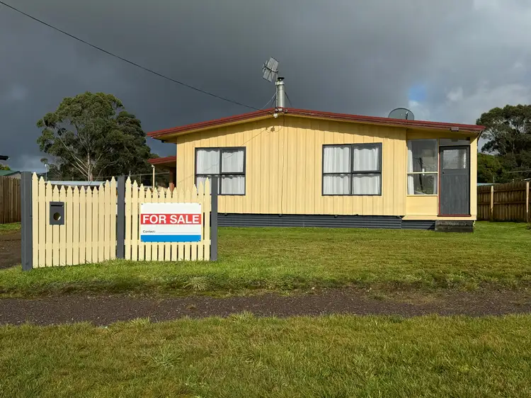 21 Westwood St, Zeehan TAS 7469