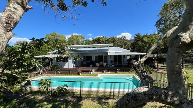 6484 Captain Cook Highway, Port Douglas QLD 4877