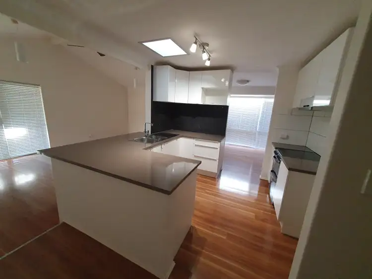 Fourth view of Homely house listing, 16 Inverness Circle, Camillo WA 6111