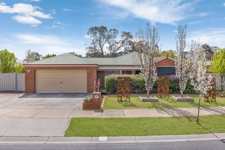 22 Waterford Drive, Strathfieldsaye VIC 3551