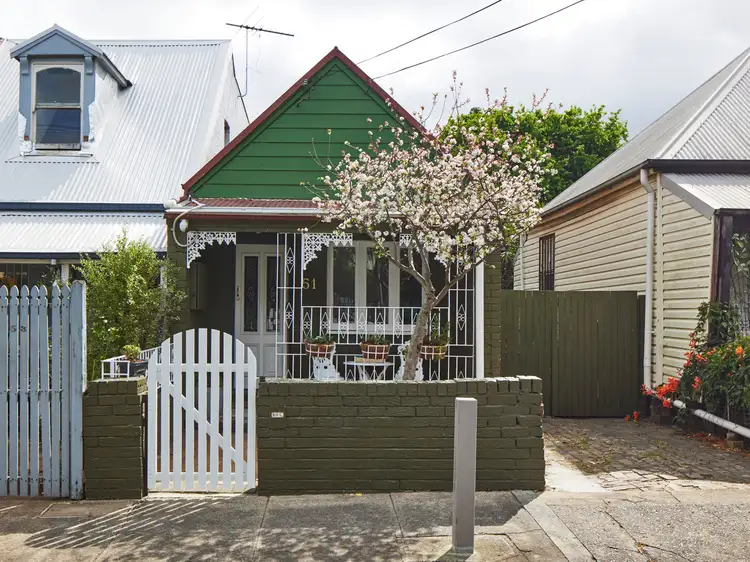 51 Applebee Street, St Peters NSW 2044
