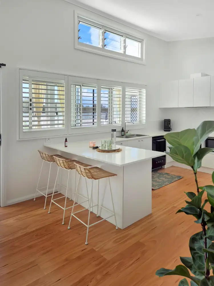 16 Yellowfin Avenue, Old Bar NSW 2430