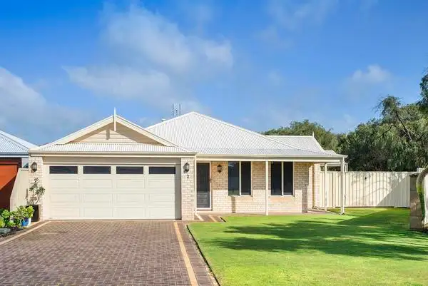 2 Beachfields Drive, Broadwater WA 6280