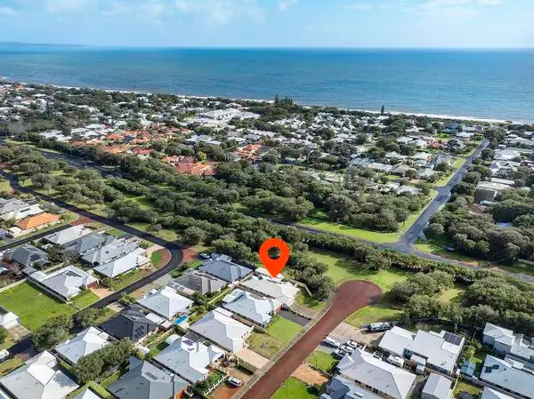 Fourth view of Homely house listing, 2 Beachfields Drive, Broadwater WA 6280