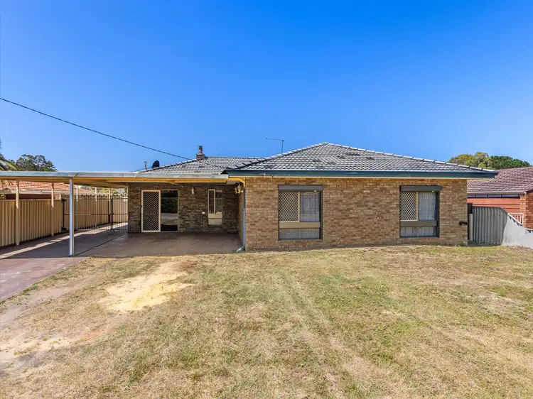 Second view of Homely house listing, 37 Ravenscroft Way, Kelmscott WA 6111