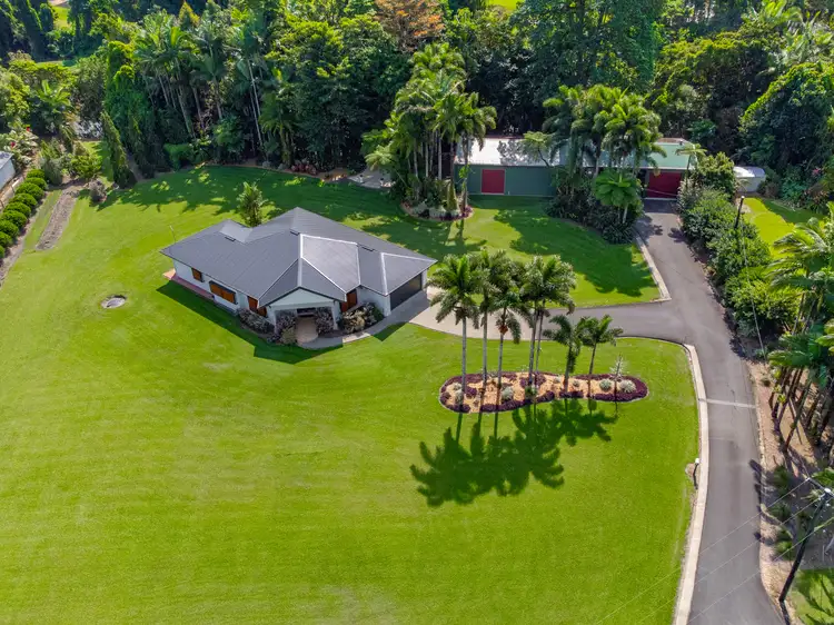 10 Wildsoet Street, Tully QLD 4854