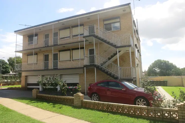 2/2 Northumbria Road, Boondall QLD 4034