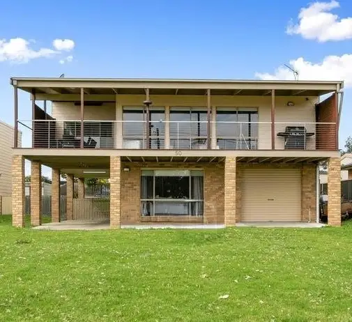 50 Victoria Pde, Loch Sport VIC 3851