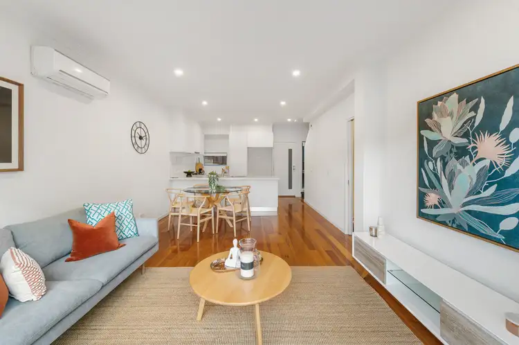 2/5 Fawkner Road, Pascoe Vale VIC 3044