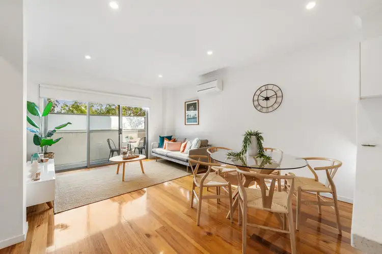 Second view of Homely unit listing, 2/5 Fawkner Road, Pascoe Vale VIC 3044