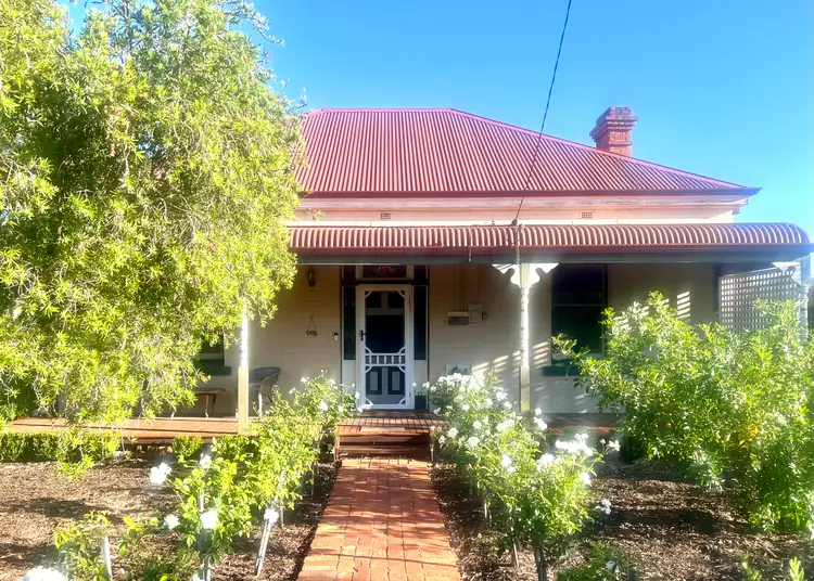 9 Scarpia Street, York WA 6302