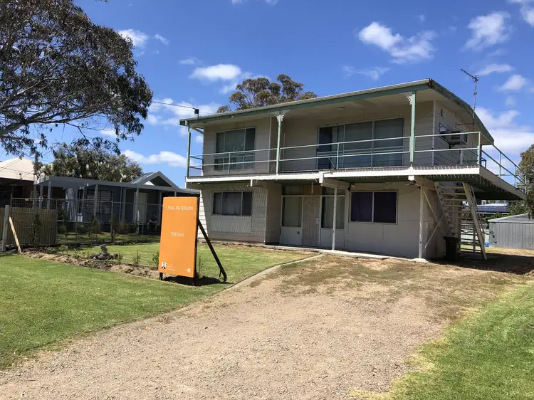 6 Pickings Road, Safety Beach VIC 3936
