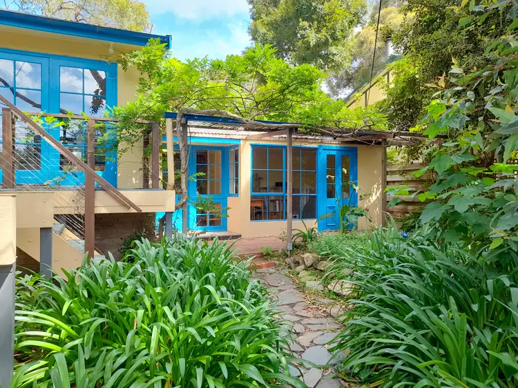 135 Cave Avenue, Bridgewater SA 5155