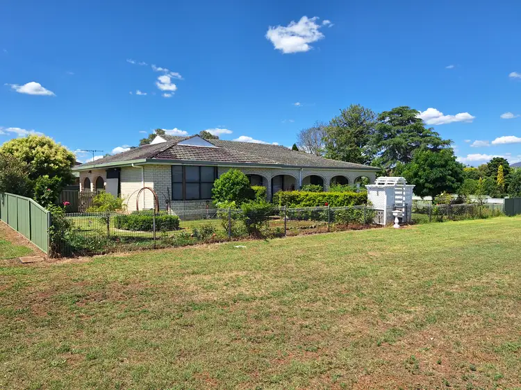 22 Gordon Street, Aberdeen NSW 2336