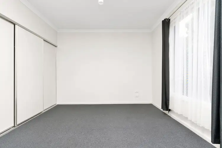 Fourth view of Homely apartment listing, 1/9 Petrea Place, Harkness VIC 3337