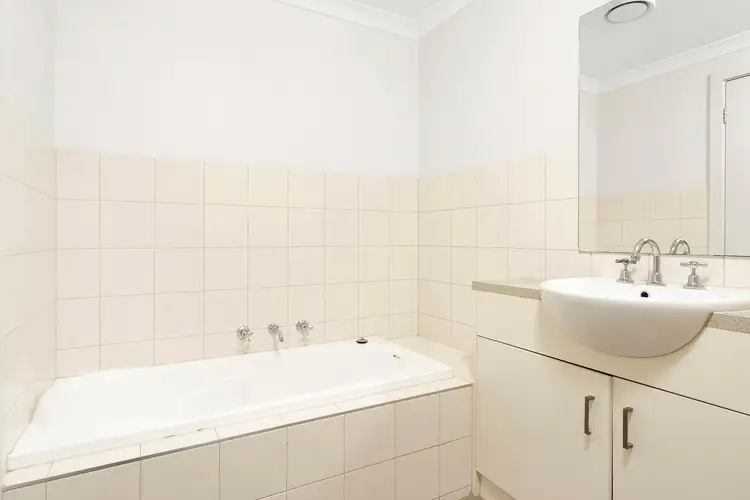 Sixth view of Homely apartment listing, 1/9 Petrea Place, Harkness VIC 3337