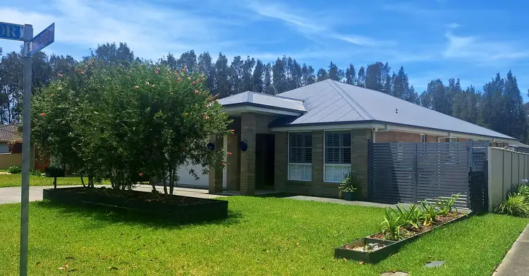 31 James Foster Drive, Black Head NSW 2430
