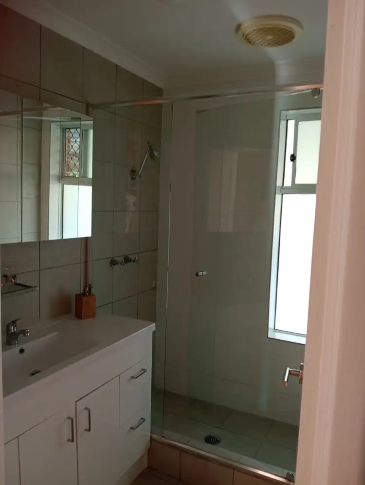 Sixth view of Homely house listing, 1 Waxberry Close, Halls Head WA 6210