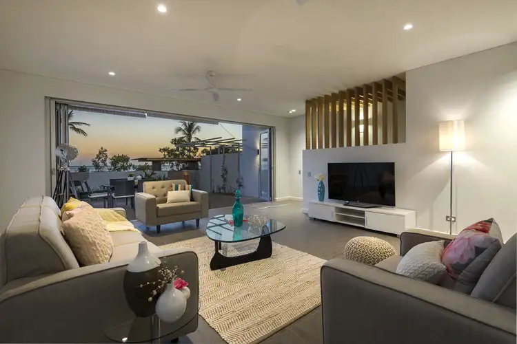 Main view of Homely townhouse listing, 2/16 George Crs, Fannie Bay NT 820