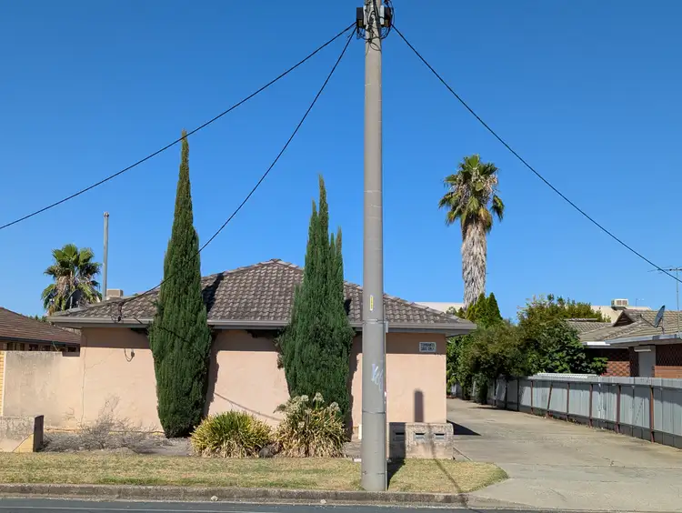 3/412 Kotthoff Street, Lavington NSW 2641