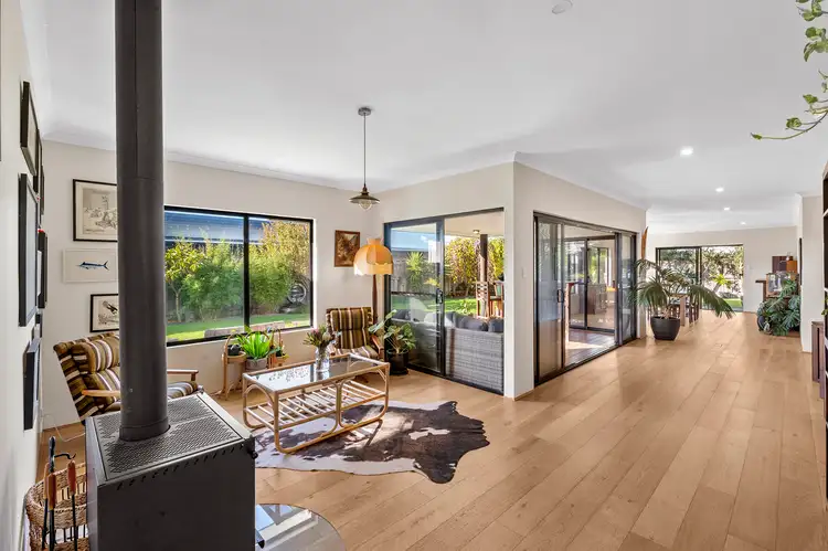 28 Hudsbeth Way, Margaret River WA 6285