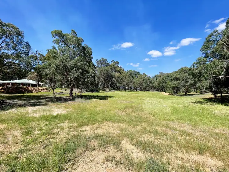 268 Lakeview drive, Gidgegannup WA 6083