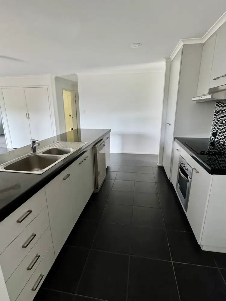 Fifth view of Homely house listing, 3 Rhonda Court, Andergrove QLD 4740