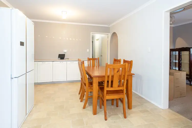Fifth view of Homely house listing, 2 Tamarind Cres, Kelmscott WA 6111